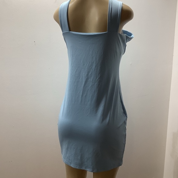 Elegant Light Blue Size Large Cross-Front Dress With With Underwire. Preloved - Picture 6 of 8